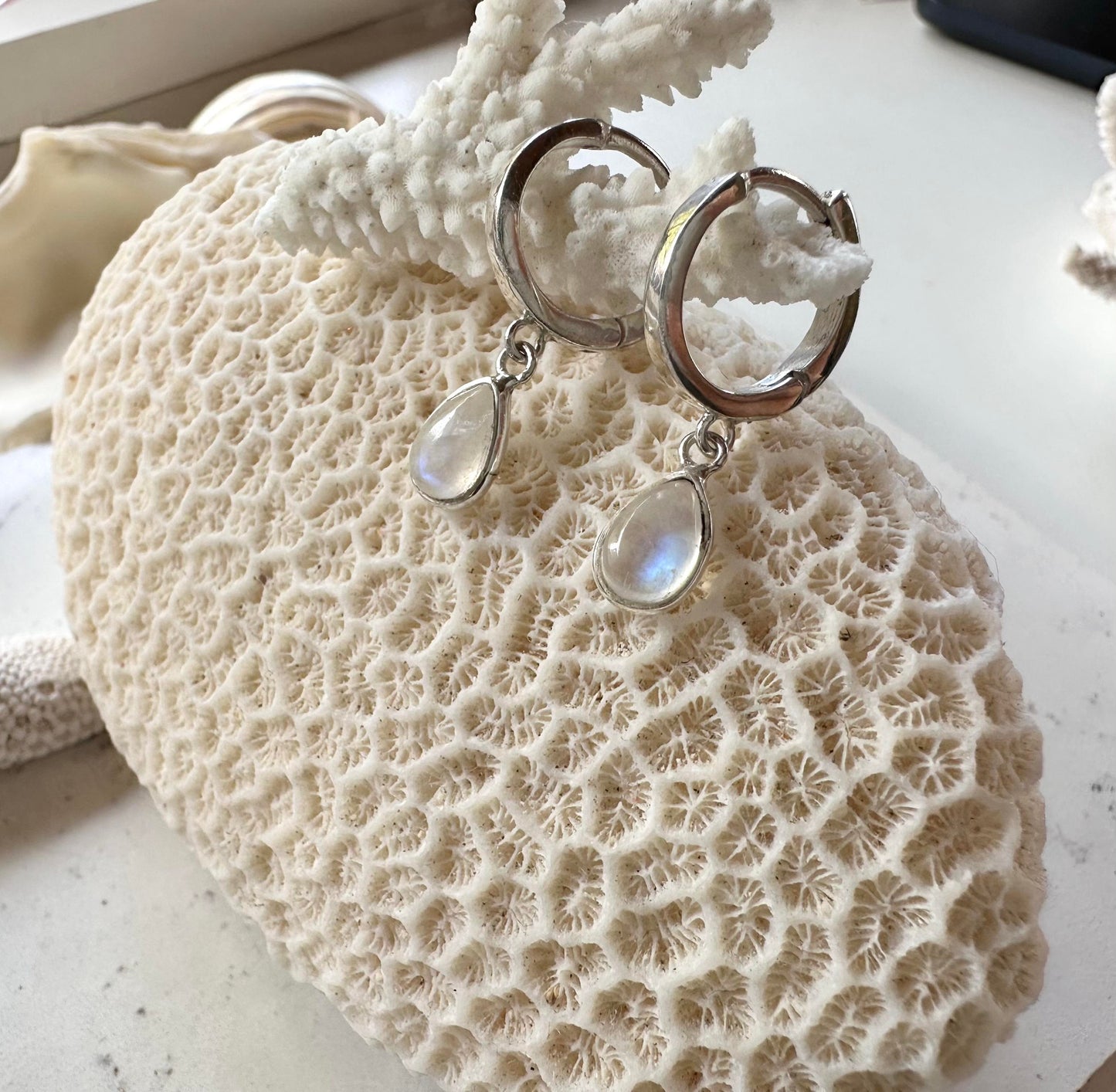 Nalu Hoops - Moonstone