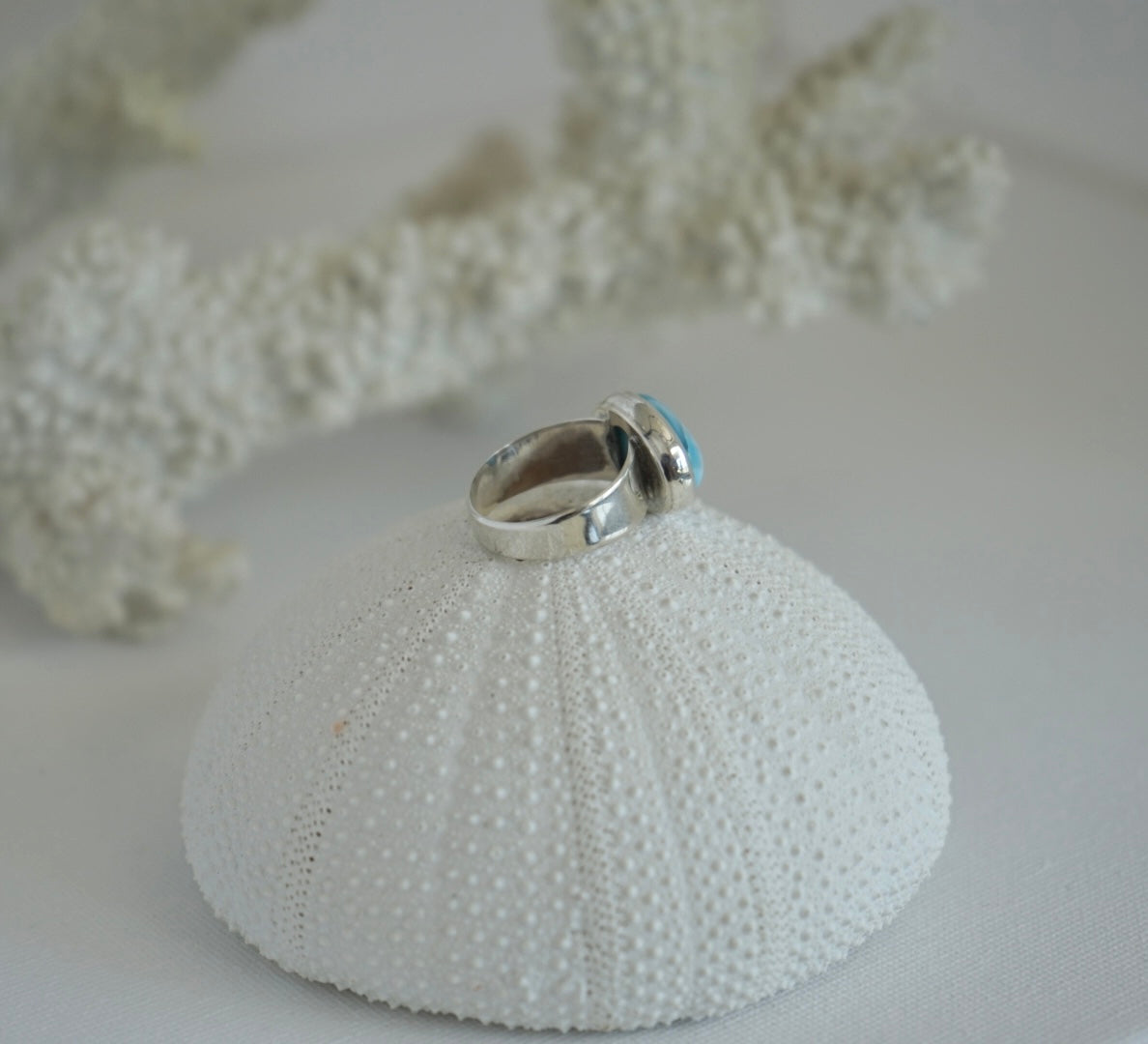 Munai Ring - Larimar