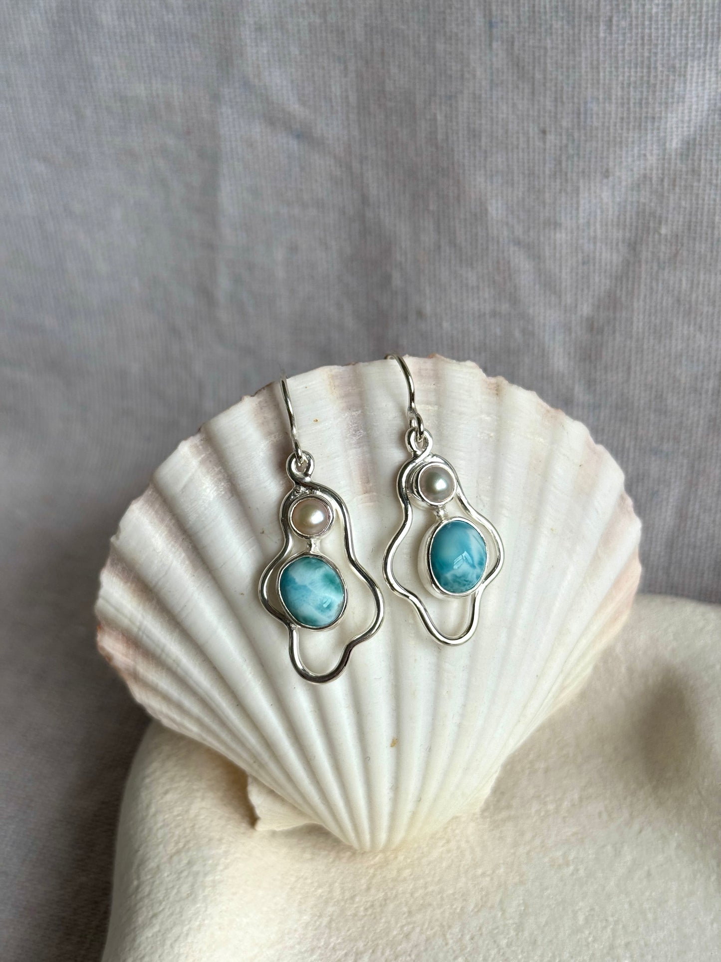 Flow Pearl & Larimar - Earrings