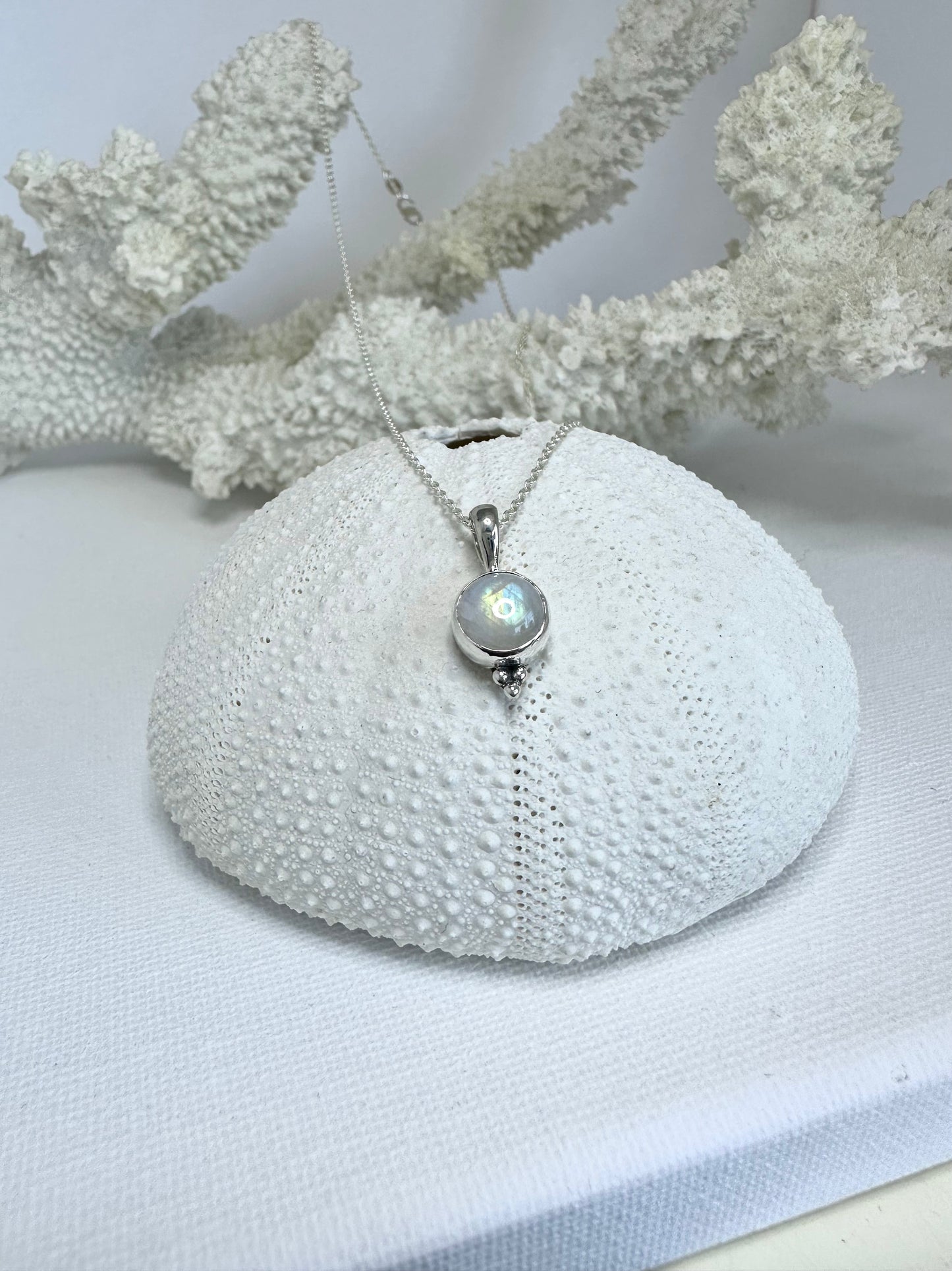 Nilo Necklace - Moonstone