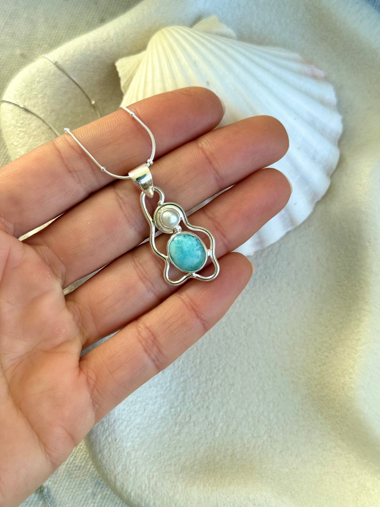Flow Pearl & Larimar - Necklace