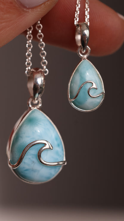 Wave Larimar - Necklace