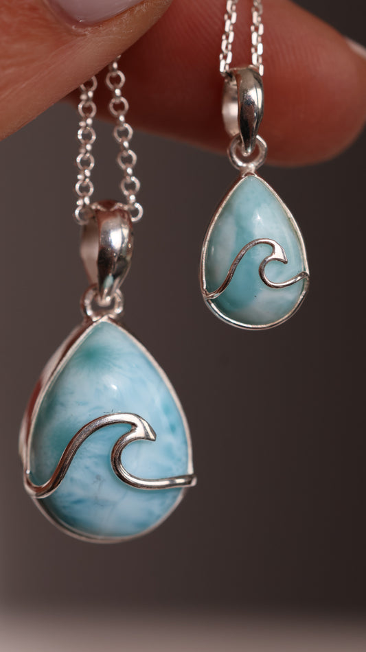 Wave Larimar - Necklace