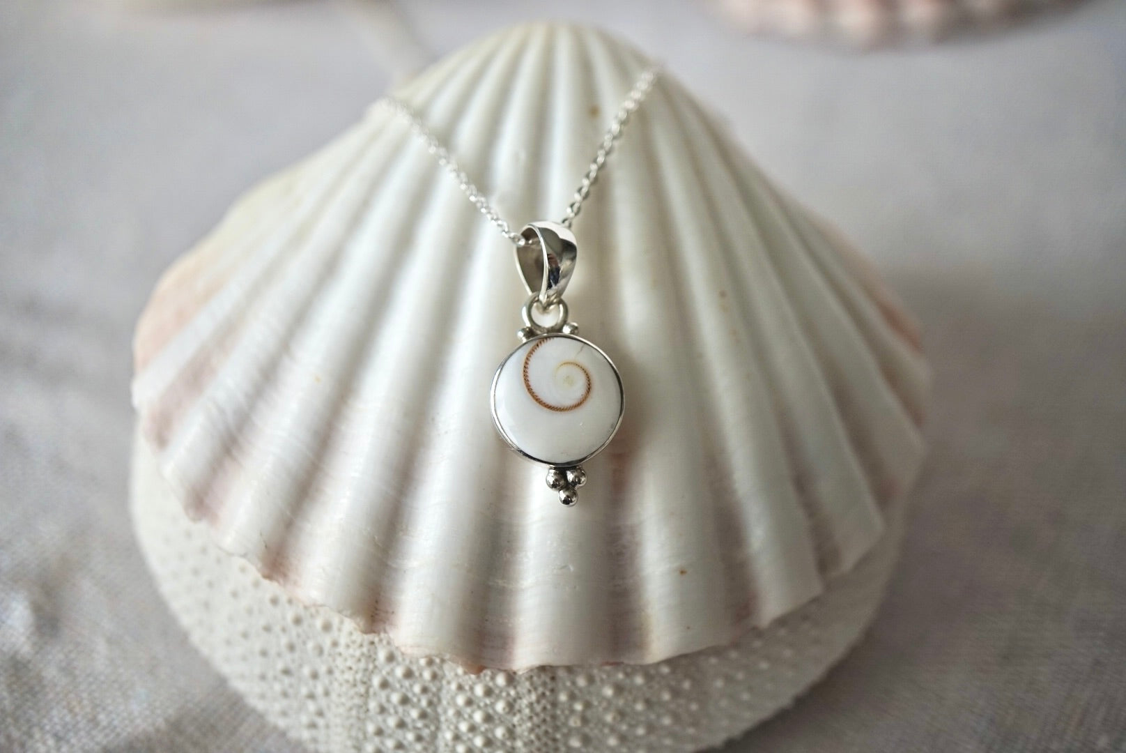 Operculum Shell Necklace – Makai