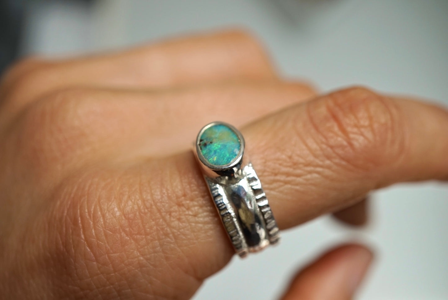 Echo - Solid Australian  Boulder Opal size 8