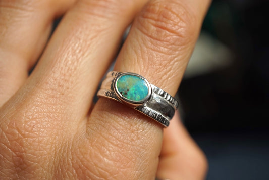 Echo - Solid Australian  Boulder Opal size 8