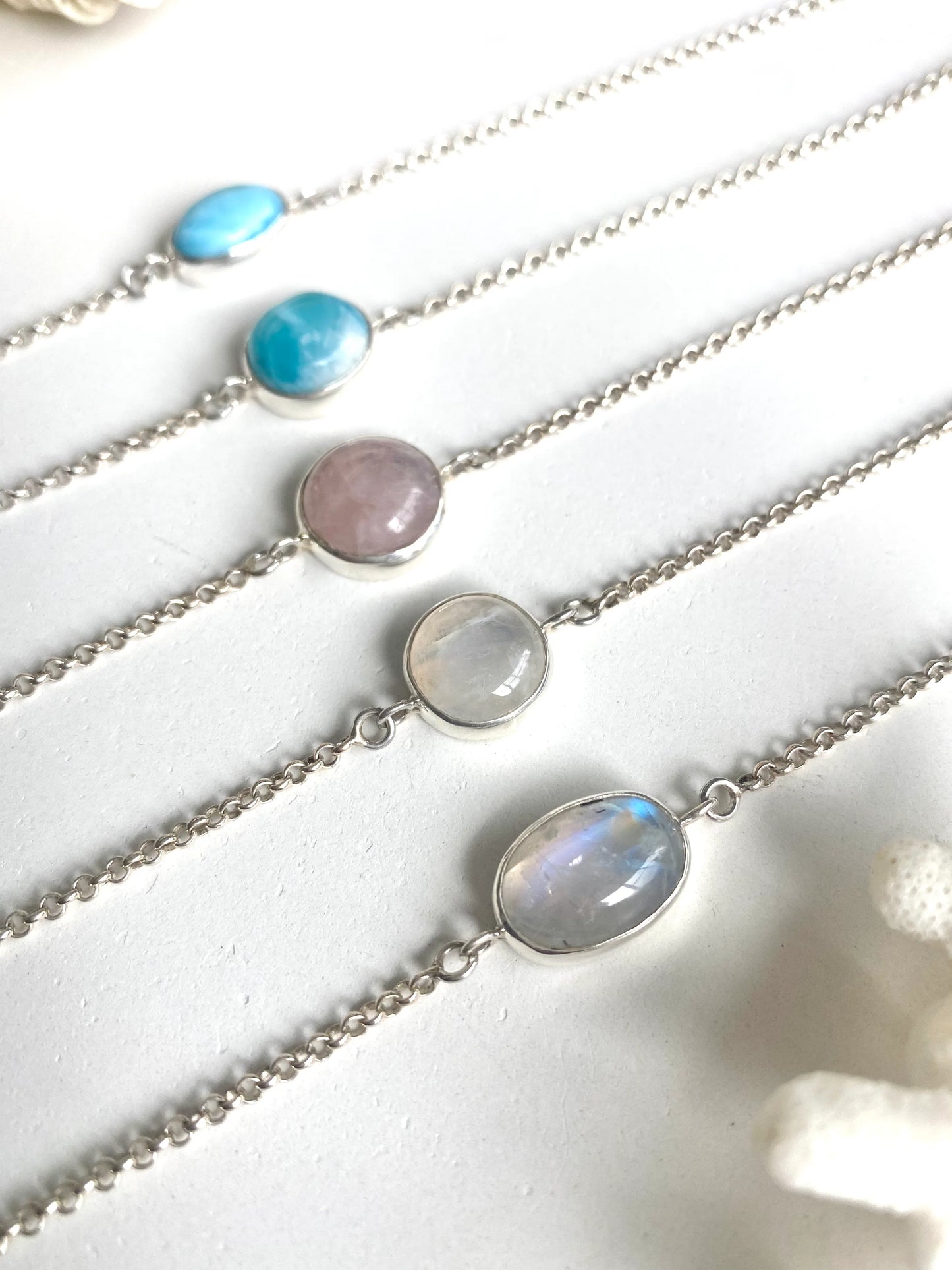 Luz Chain Bracelets