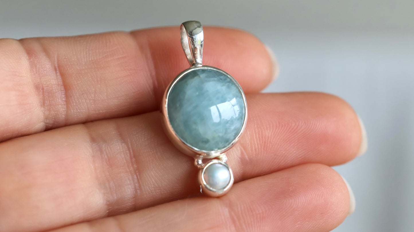 Aquamarine & Pearl Pendant