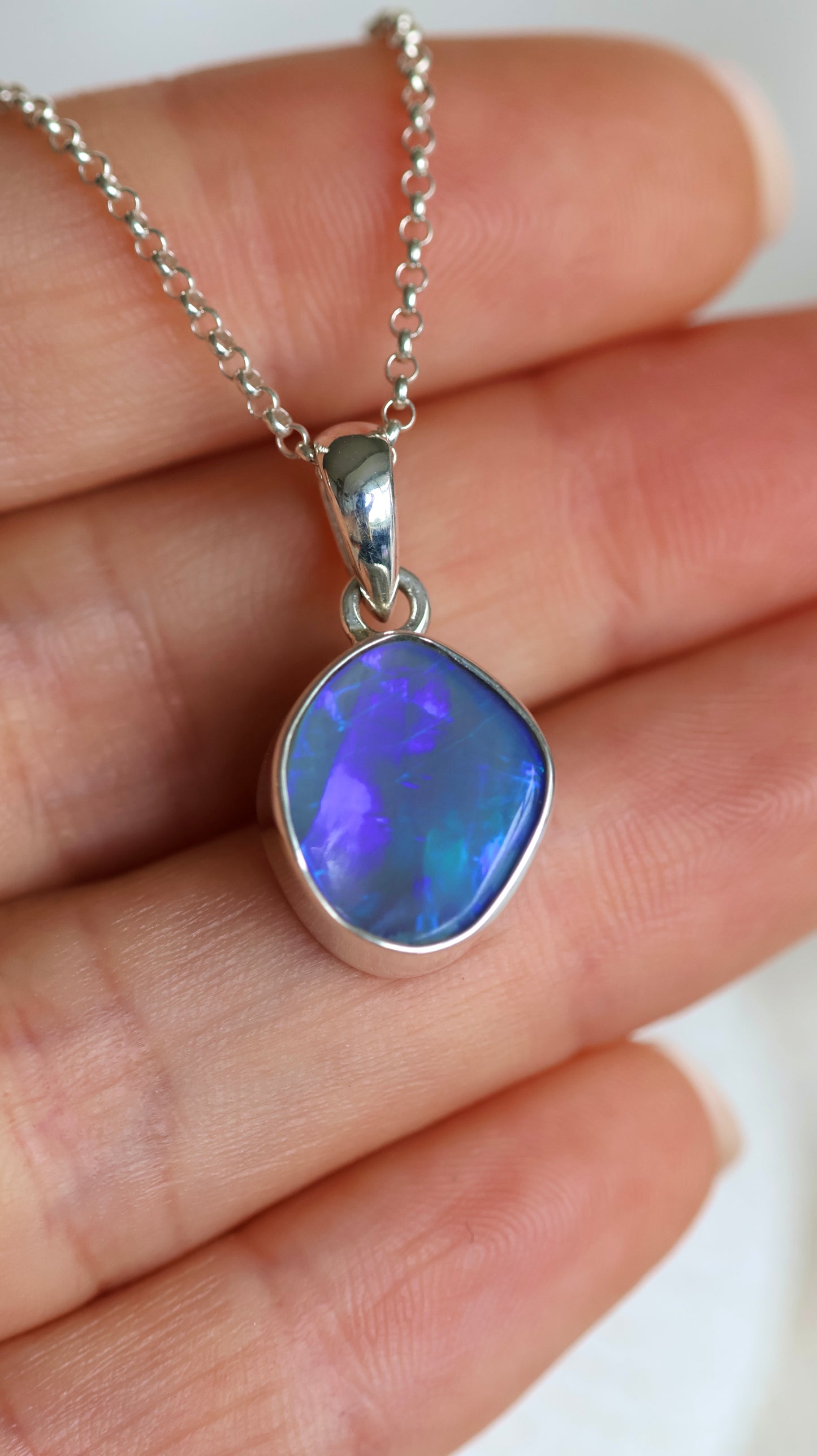 Luz Australian Opal Pendant