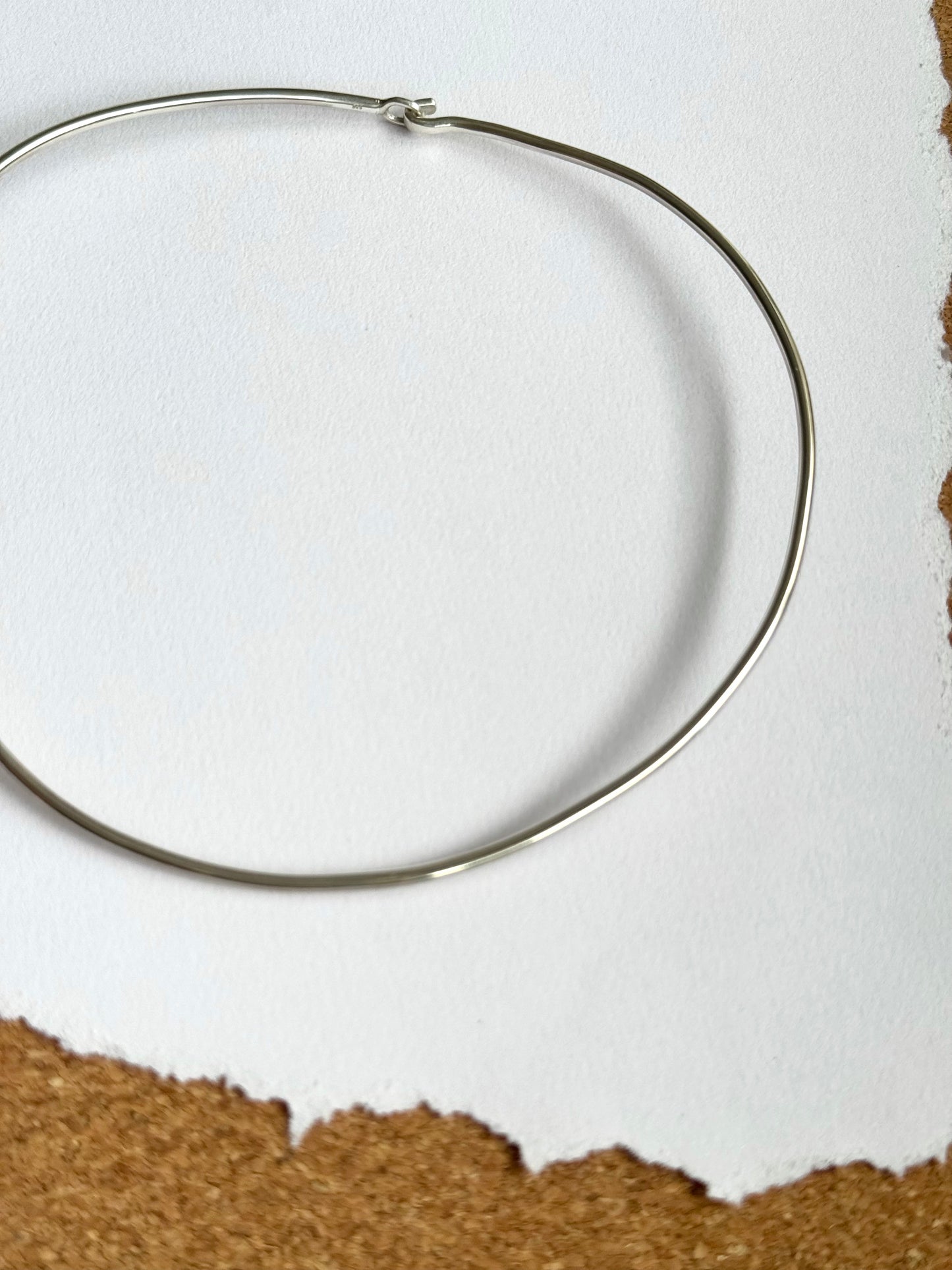 Plain Round Wire Choker