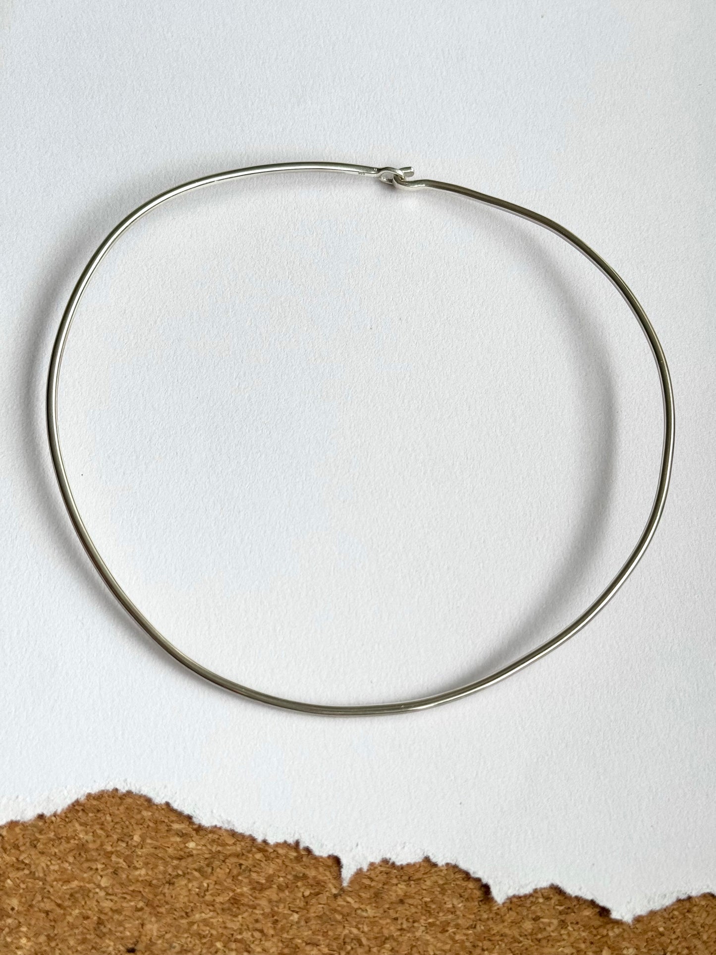 Plain Round Wire Choker
