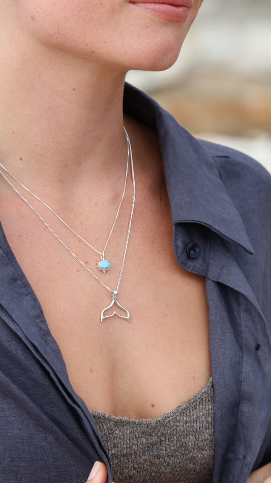 Whale tale pendant