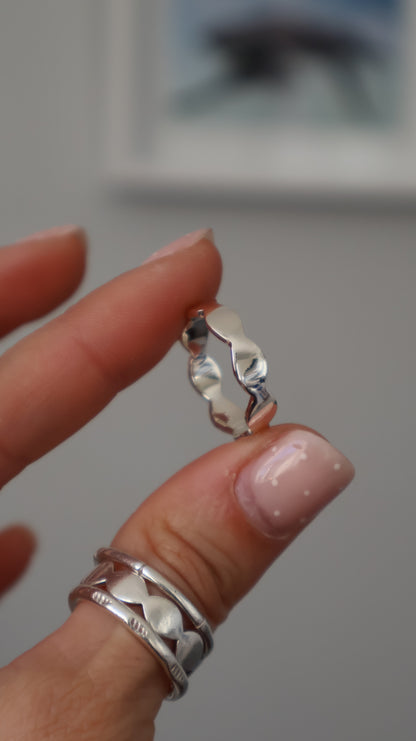 Ripple Ring