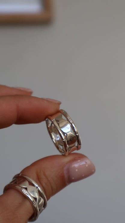Triple texture Ring