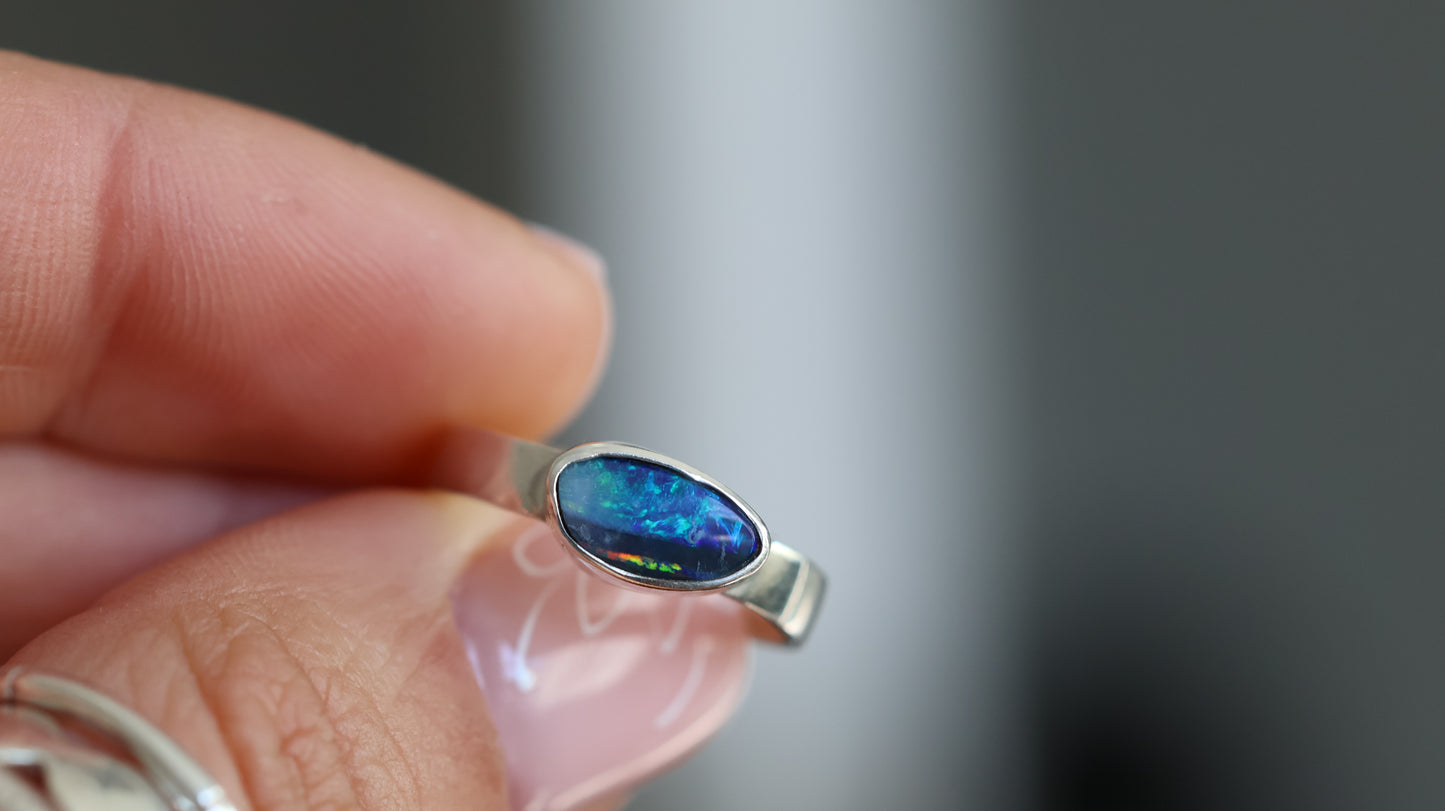 Deep Blue Ring size 6 (L)