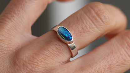 Deep Blue Ring size 6 (L)