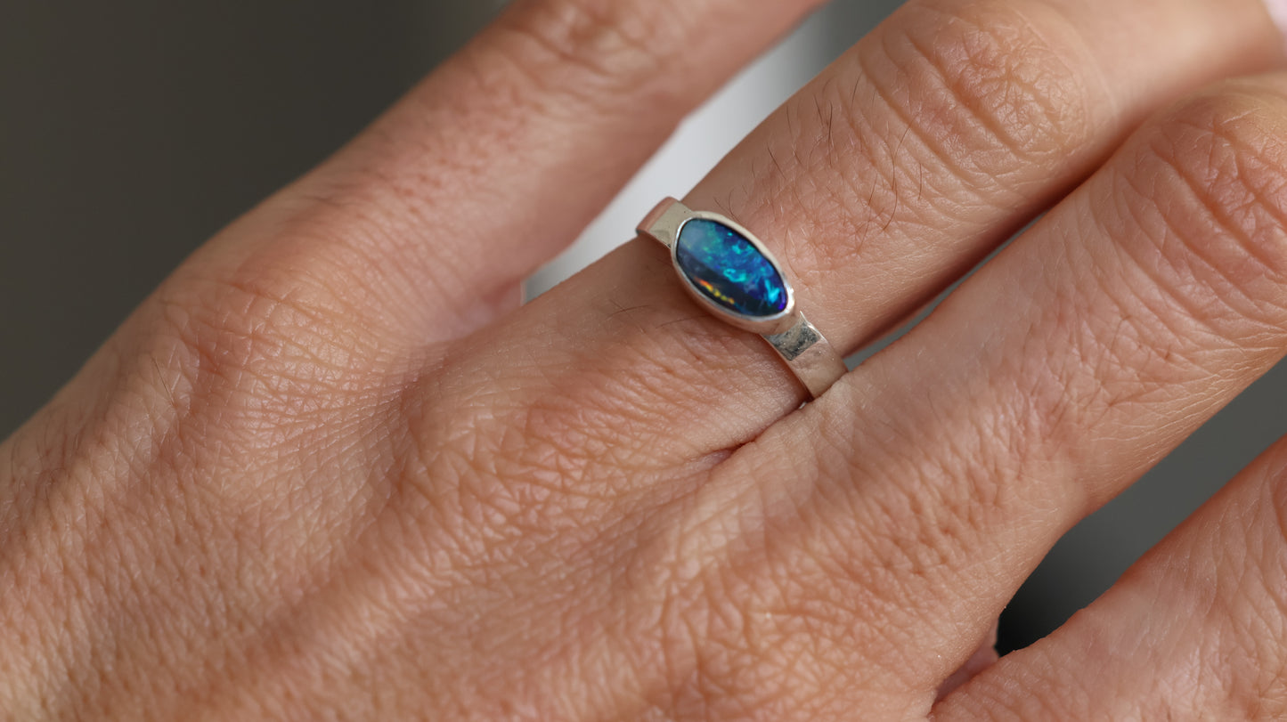 Deep Blue Ring size 6 (L)