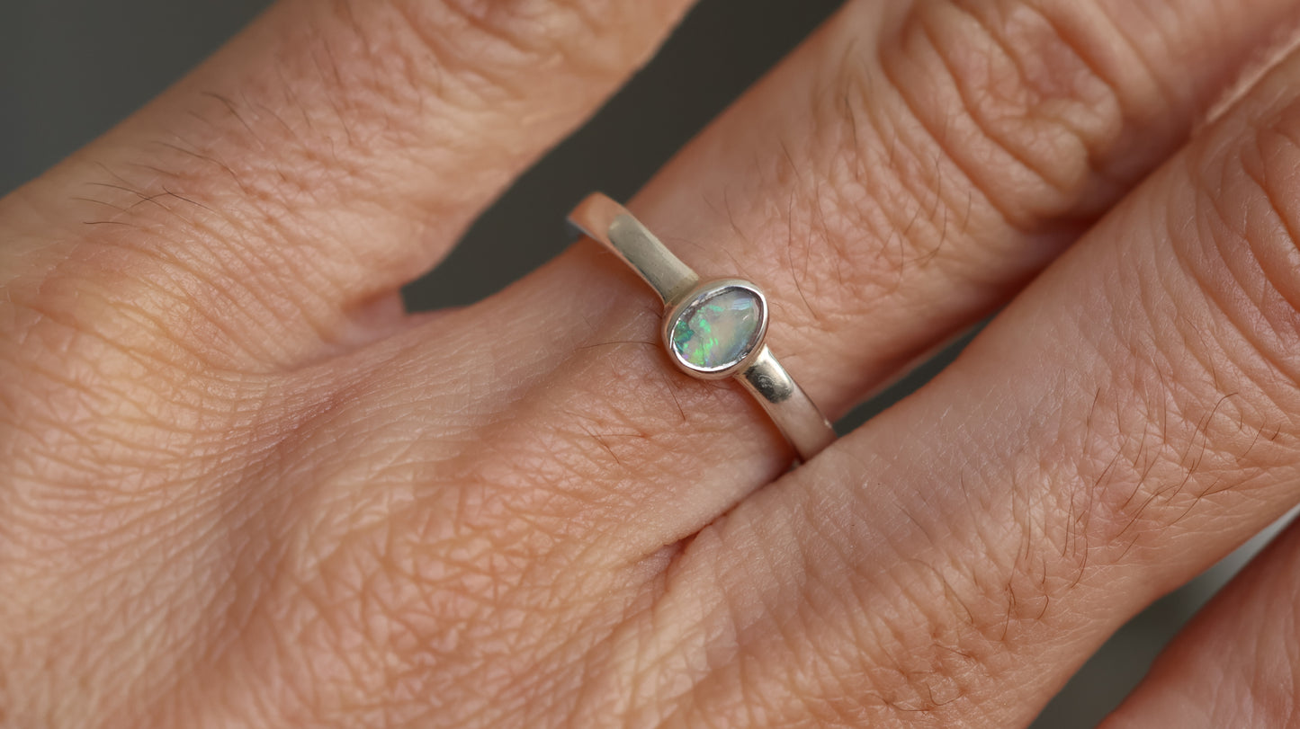 Solid Lightning Ridge Opal Ring szie 6 (L)