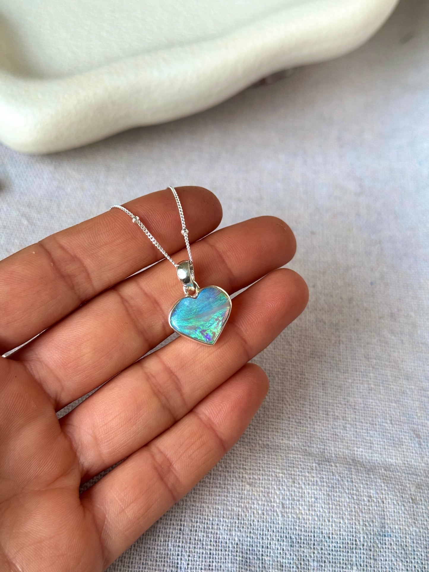 Corazón - Lightning Ridge  Necklace