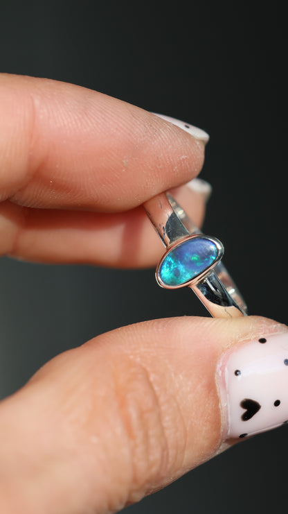 Lightning Ridge semi-dark opal Ring