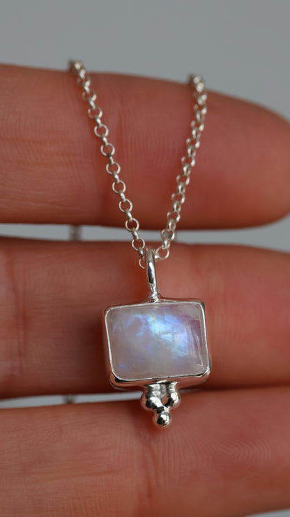 Bay Moonstone Pendant