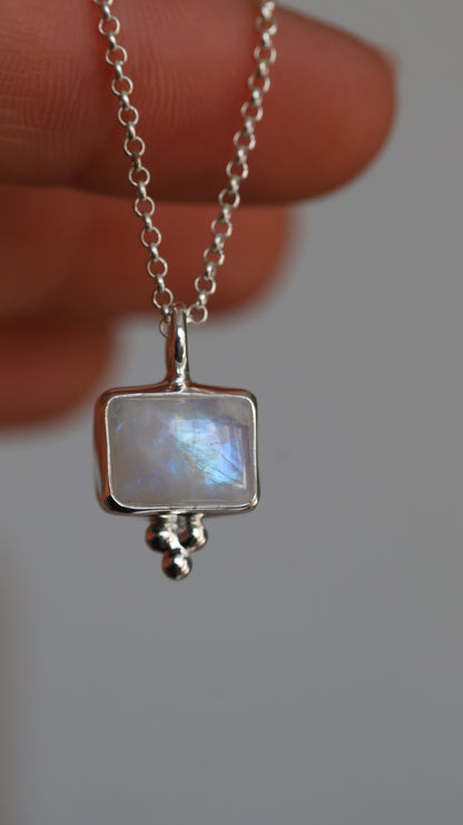 Bay Moonstone Pendant