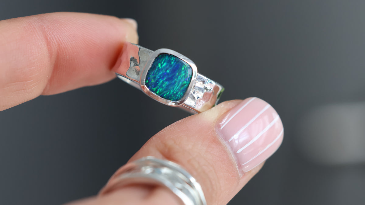 Opan Ring Hammered Band (9/S)