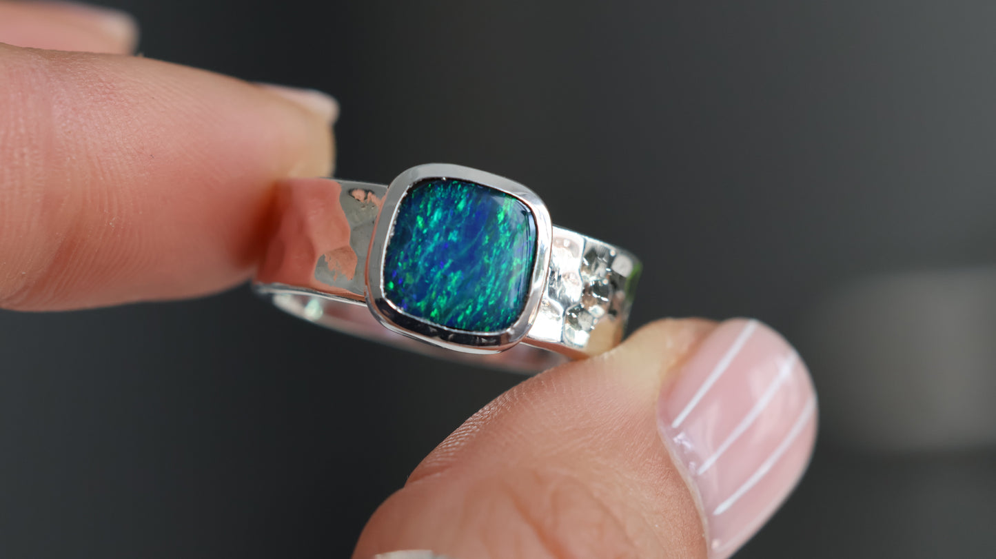 Opan Ring Hammered Band (9/S)