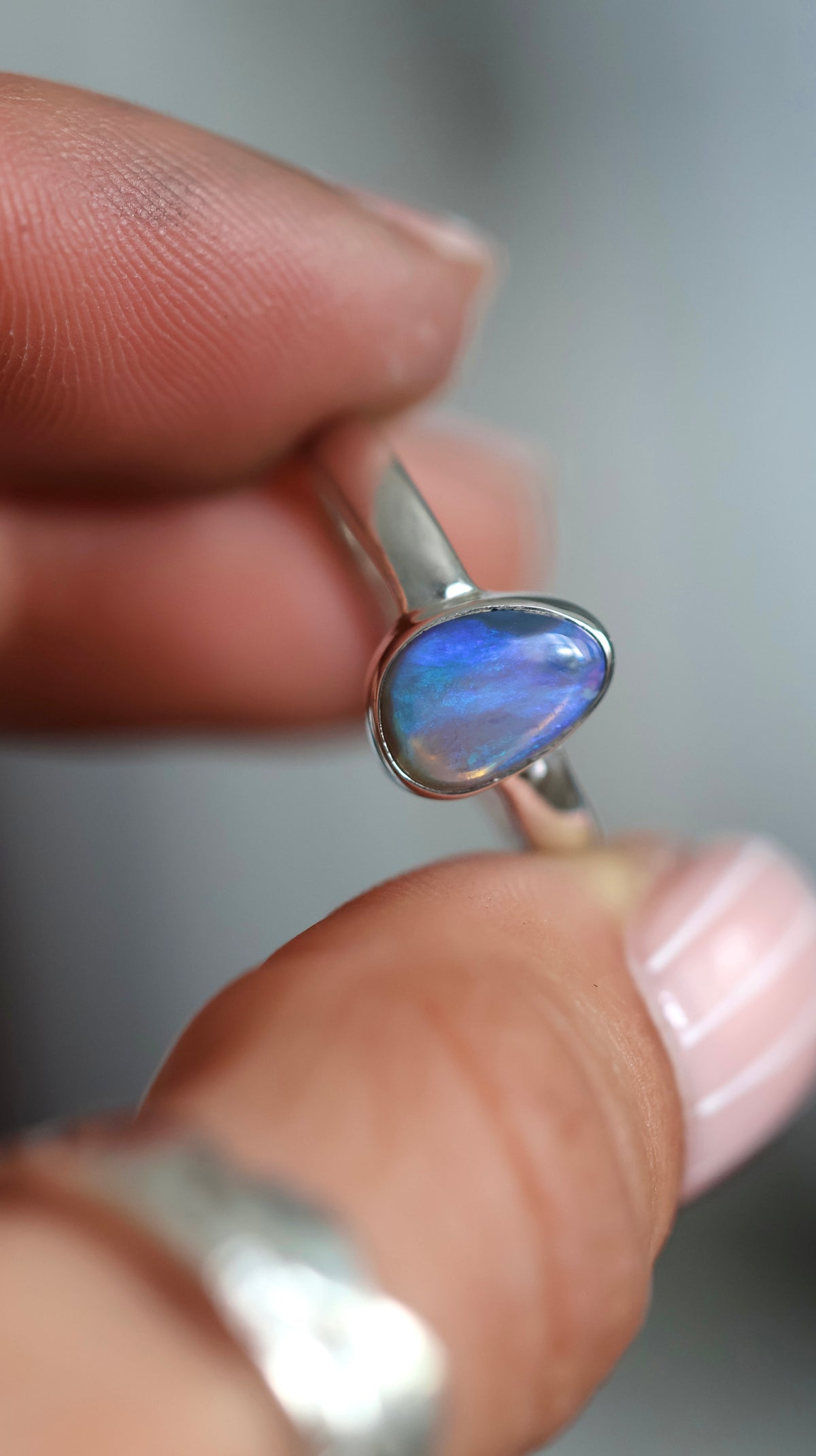 Solid Lightning Ridge Opal Ring 6.5