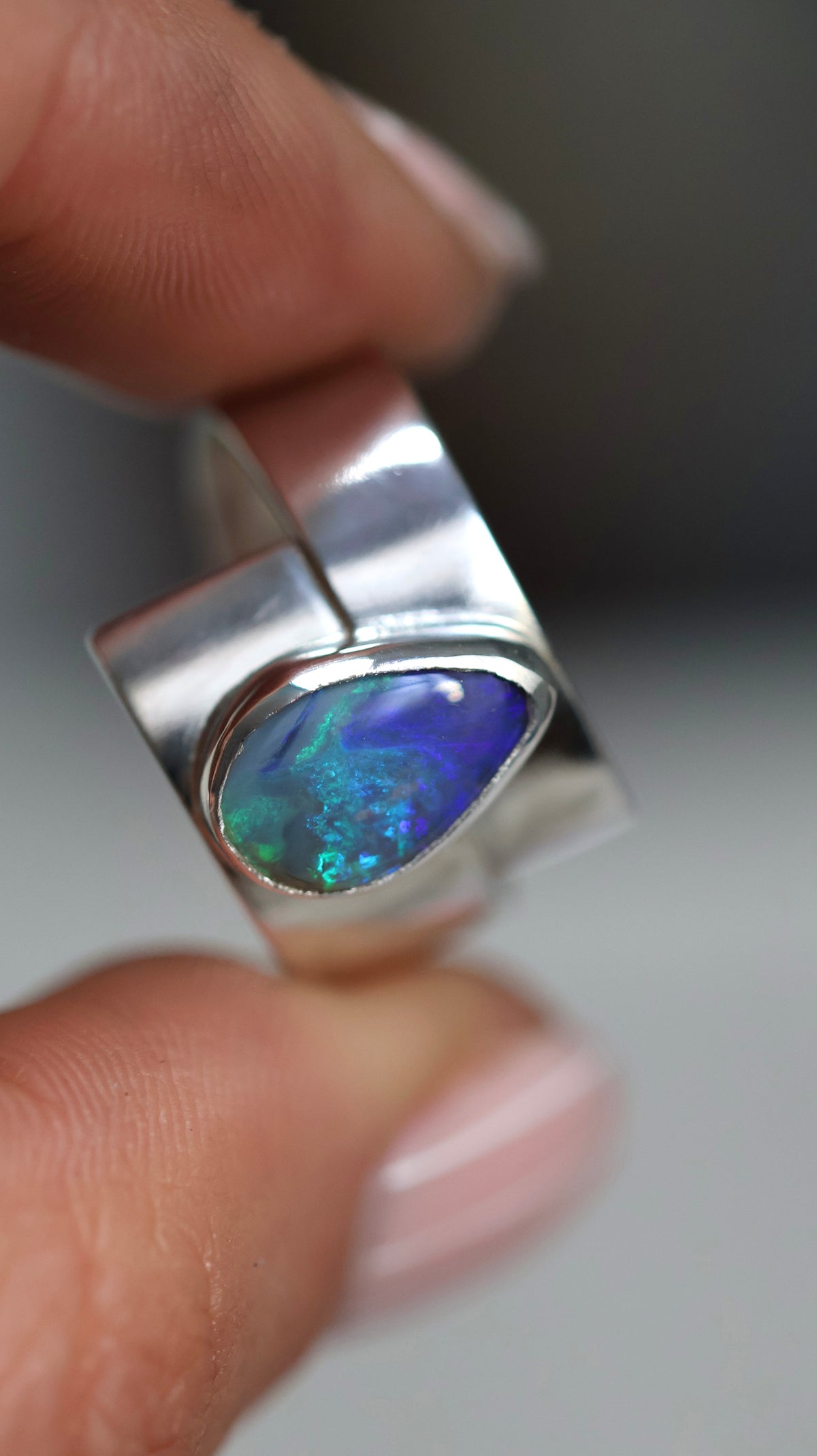 Solid Lightning Ridge Opal Ring