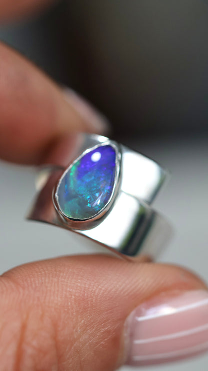 Solid Lightning Ridge Opal Ring