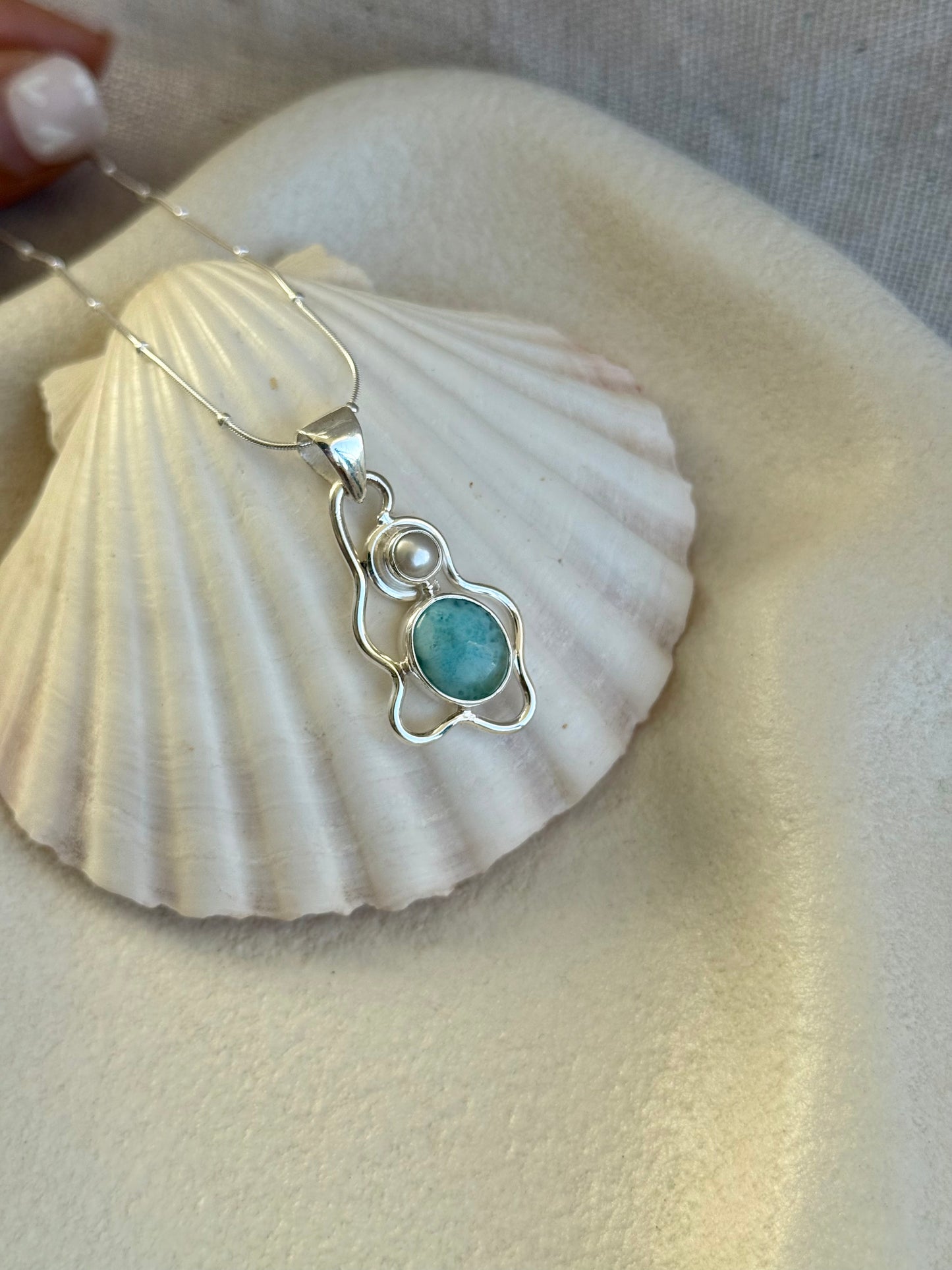 Flow Pearl & Larimar - Necklace