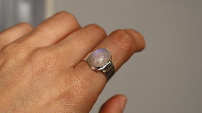 Evara — Moonstone Ring