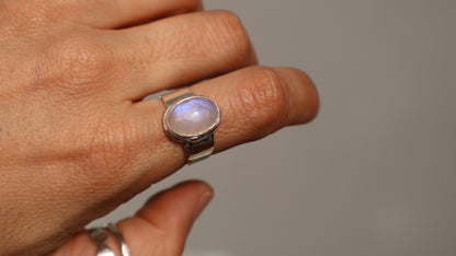 Evara — Moonstone Ring
