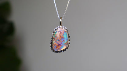 Jacarandá - Opal Pendant