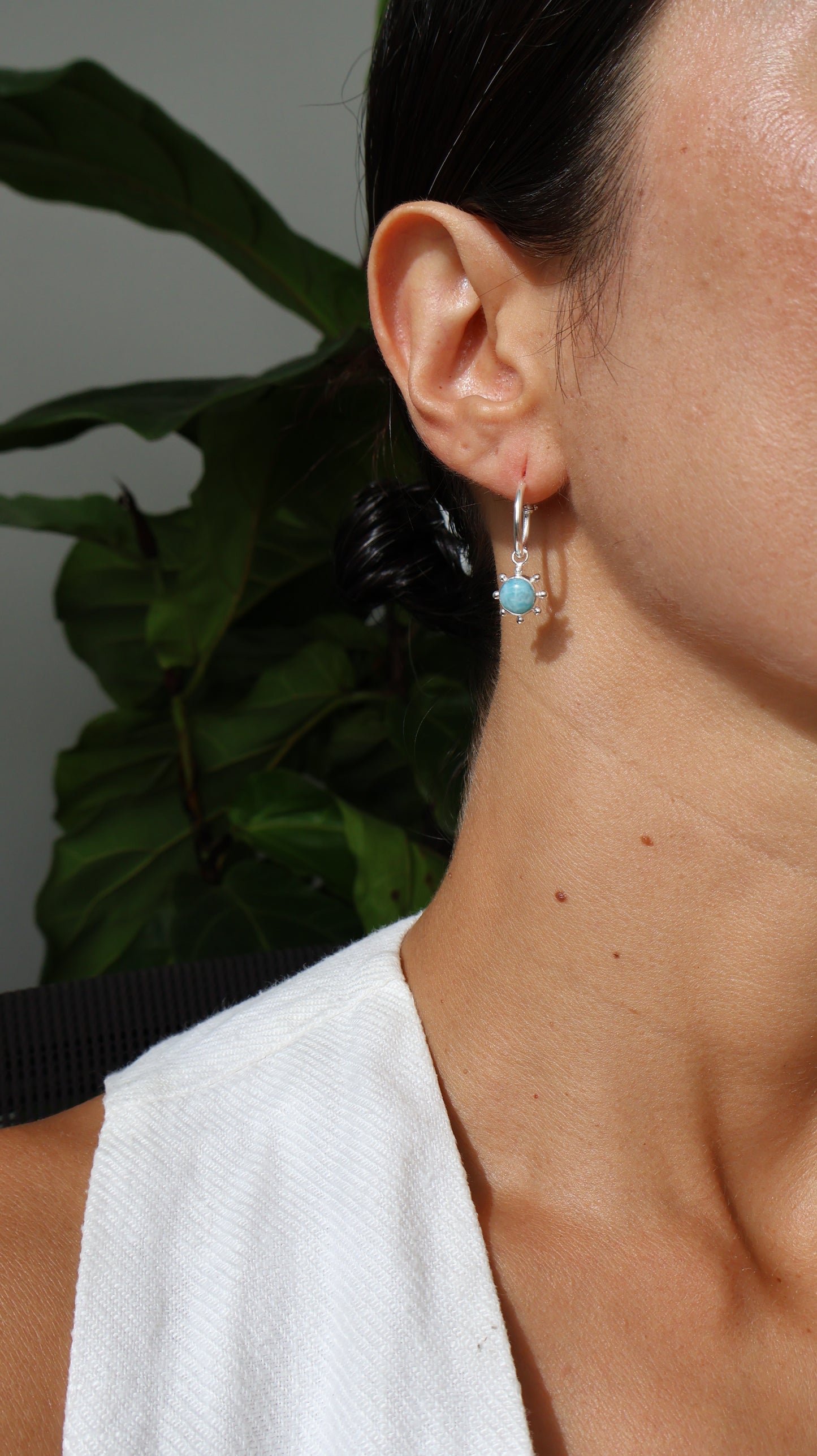 Larimar Sunburst Huggies