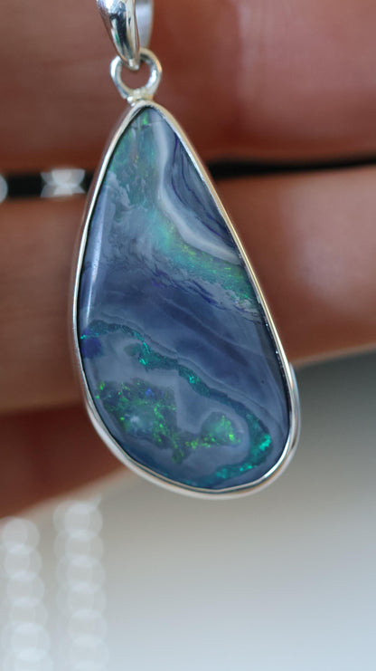 Lightning Ridge Opal Pendant